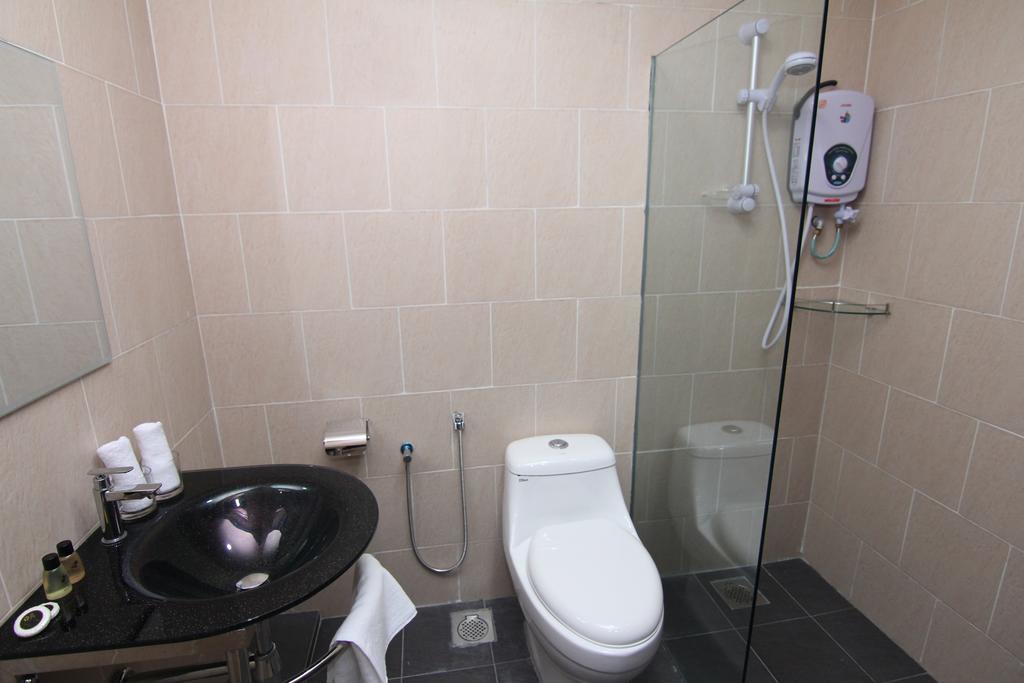 Summit Signature Hotel Batu Pahat Eksteriør billede